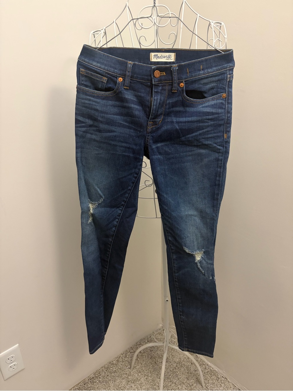 Madewell Women's Dark Blue Distressed Skinny Jeans
